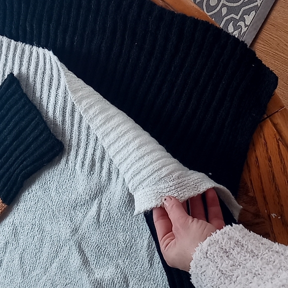 Time and tru color block oversized turtleneck sweater dress cardigan sweatshirt - Picture 3 of 6